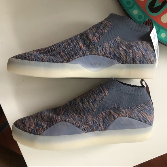 Adidas Primeknit Sneaker - Picture 1 of 8